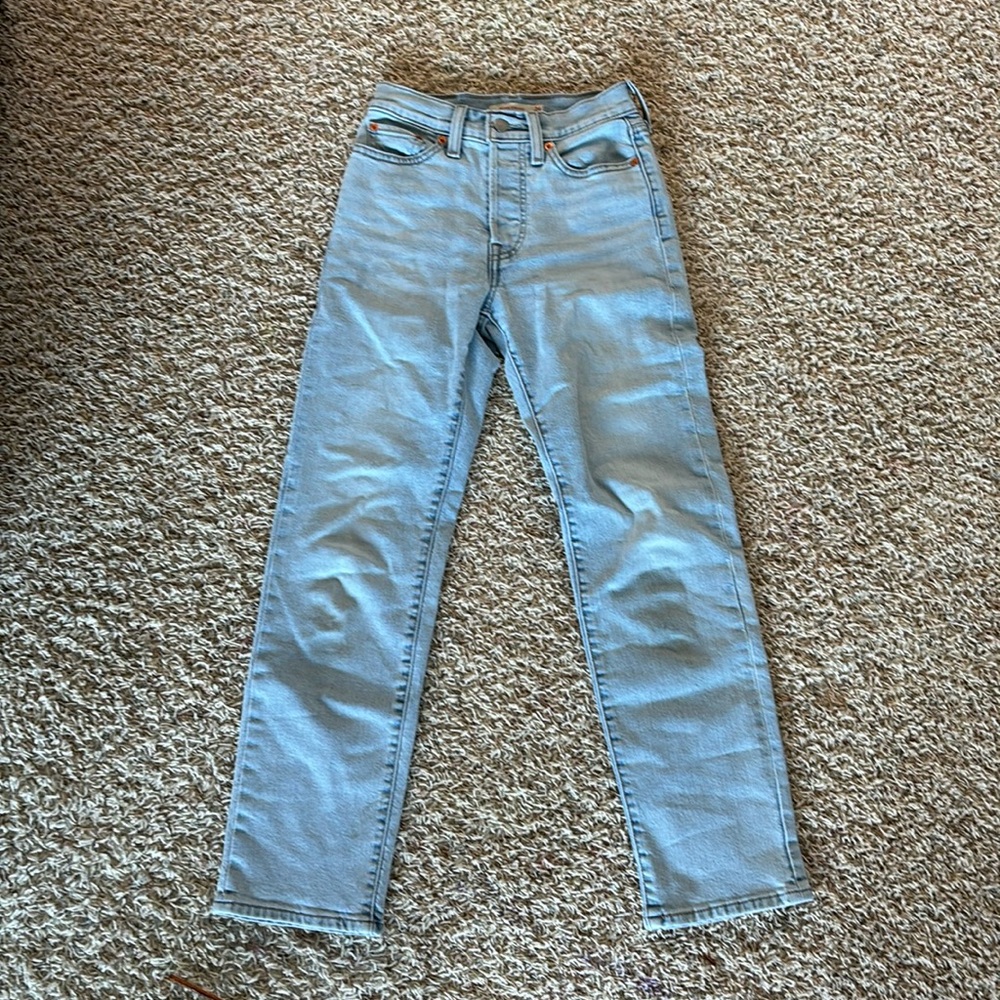 Levis Wedgie Straight Jeans